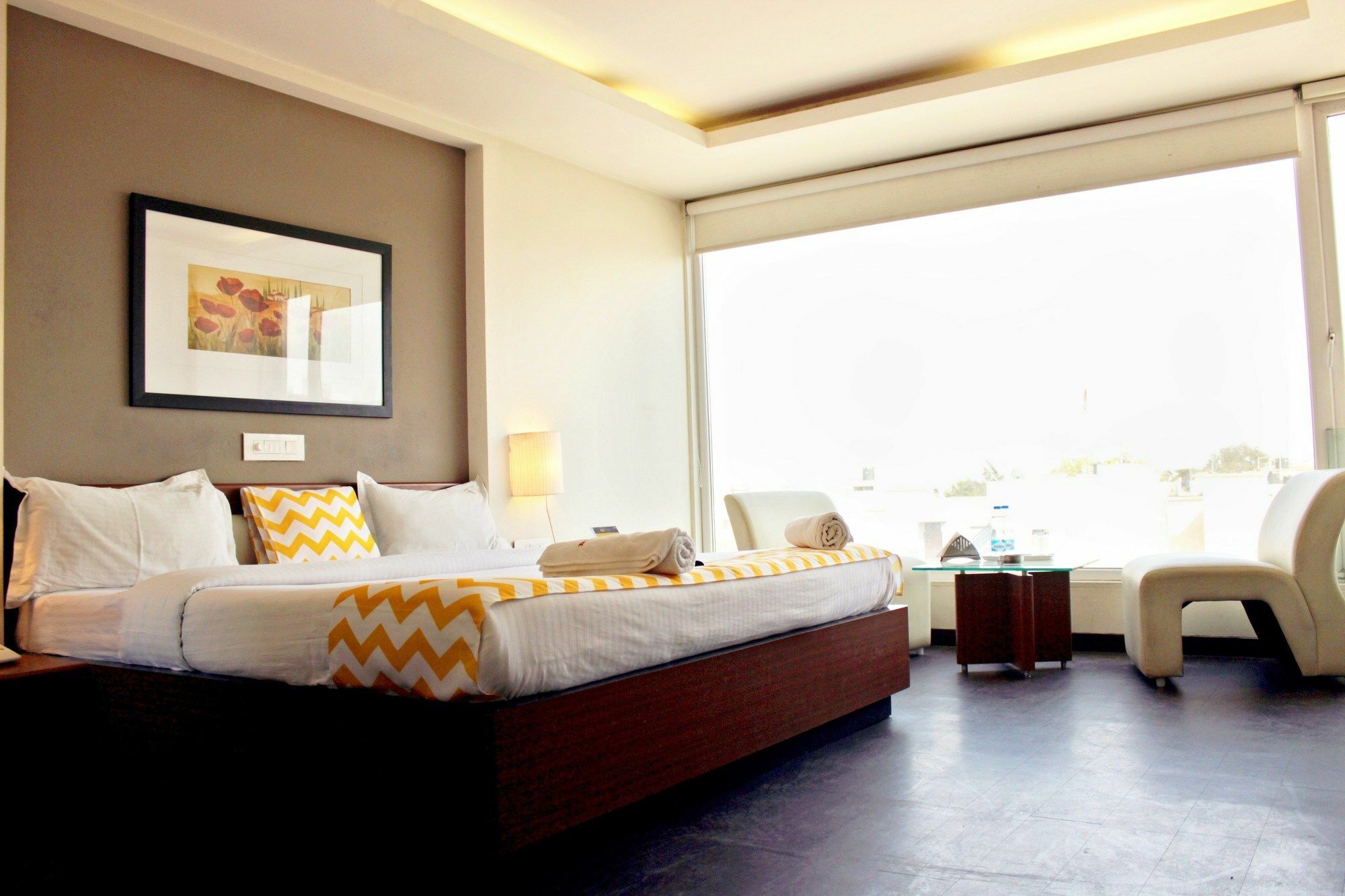 Fabhotel Prime Avenue Indore Bagian luar foto